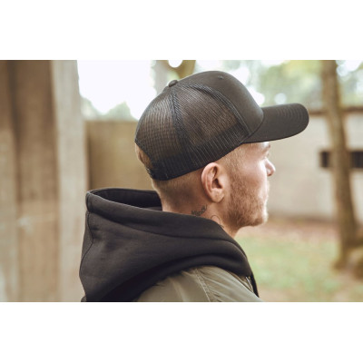 Retro trucker cap